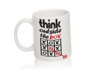 Чашка с надписью 'Think outside the box'