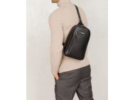 Рюкзак кожаный на одно плечо CHEST black